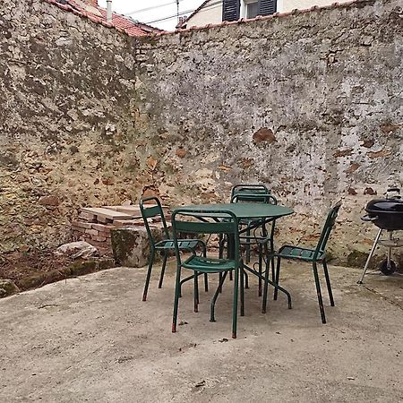 Villa Les Glycines Vulaines-sur-Seine Exterior foto
